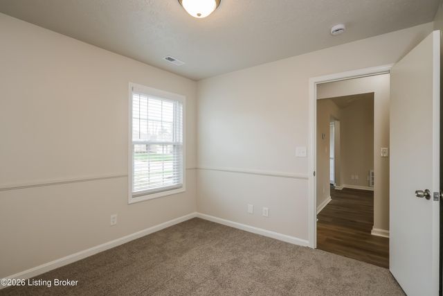 10830 Dorton Dr, Louisville, KY 40272