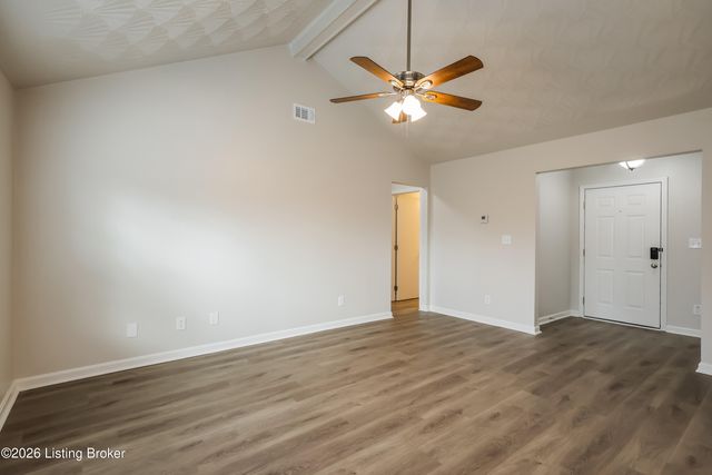 10830 Dorton Dr, Louisville, KY 40272