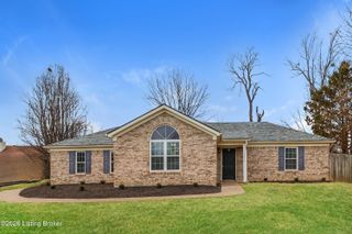 10830 Dorton Dr, Louisville, KY 40272