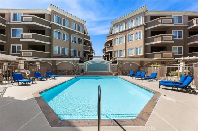 2750 Artesia 334, Redondo Beach, CA 90278