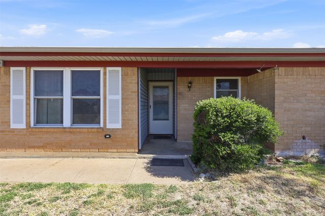 2107 10th Street, Mineral Wells, TX 76067