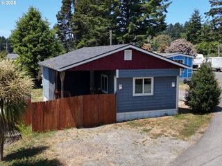 96465 COVERDELL Rd, Brookings, OR 97415