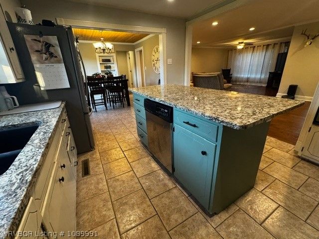 404 Nixon Road, Lavaca, AR 72941