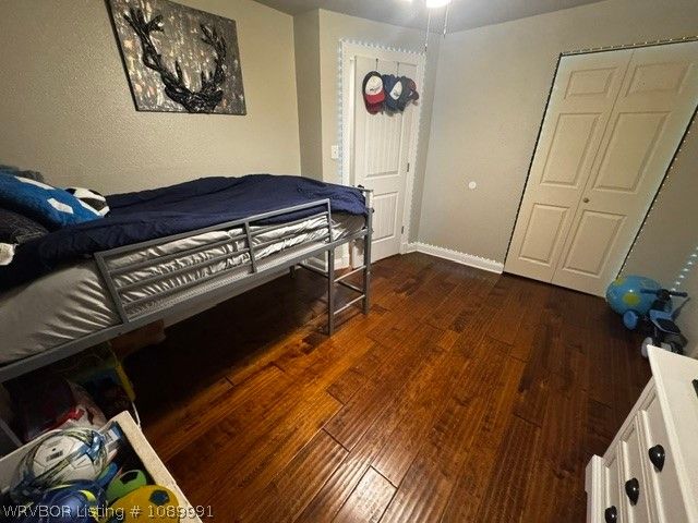 404 Nixon Road, Lavaca, AR 72941