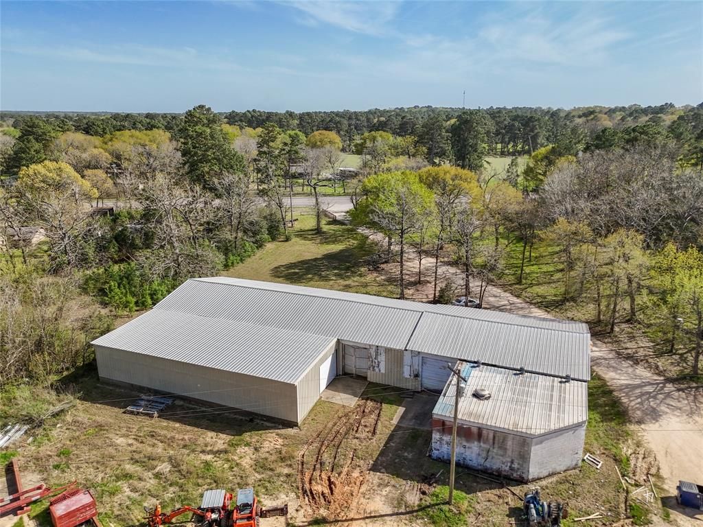 1893 Us Hwy 190 Drive, Huntsville, TX 77340