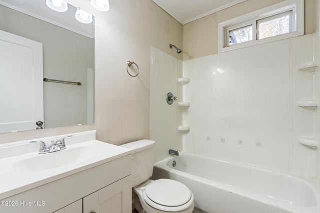 514 New River Drive, Jacksonville, NC 28540