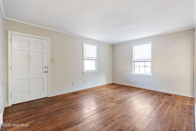 514 New River Drive, Jacksonville, NC 28540