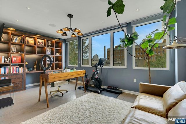 316 Park Avenue 2, Hoboken, NJ 07030