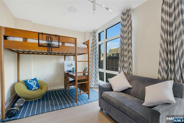 316 Park Avenue 2, Hoboken, NJ 07030