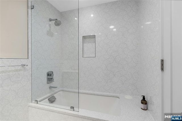 316 Park Avenue 2, Hoboken, NJ 07030