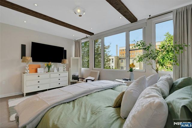 316 Park Avenue 2, Hoboken, NJ 07030