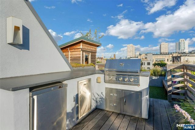 316 Park Avenue 2, Hoboken, NJ 07030