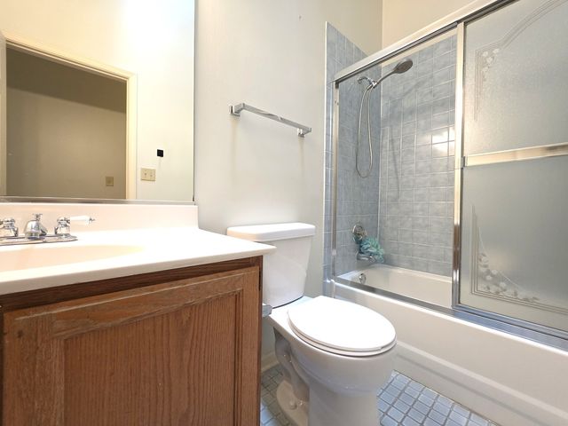 4129 FLORENCE Way, Glenview, IL 60025