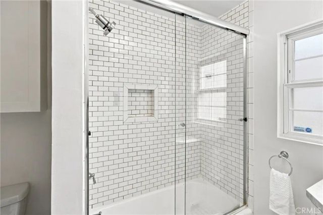 15034 Dickens Street 4, Sherman Oaks, CA 91403