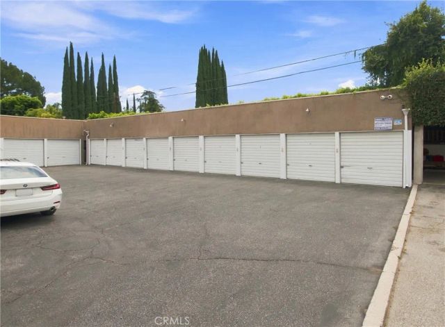 15034 Dickens Street 4, Sherman Oaks, CA 91403