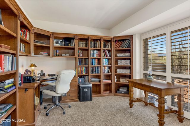 11792 N Vía De La Verbenita, Oro Valley, AZ 85737