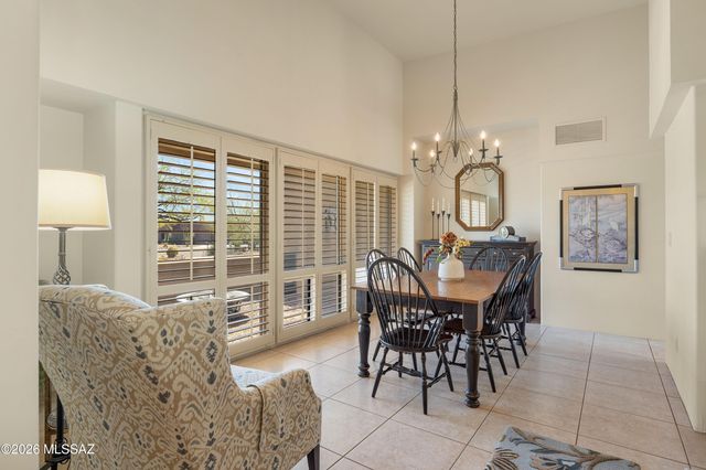 11792 N Vía De La Verbenita, Oro Valley, AZ 85737