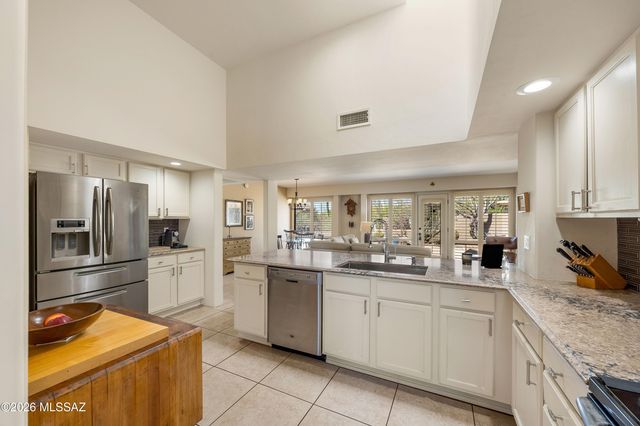 11792 N Vía De La Verbenita, Oro Valley, AZ 85737