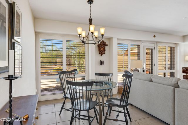 11792 N Vía De La Verbenita, Oro Valley, AZ 85737