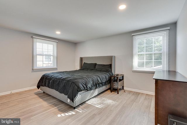 8501 AQUEDUCT RD, Potomac, MD 20854