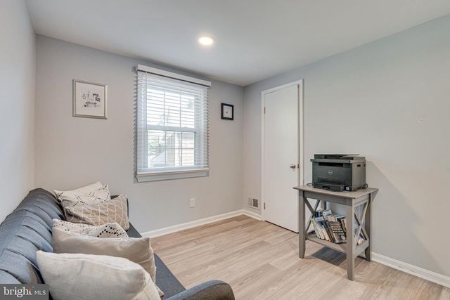 8501 AQUEDUCT RD, Potomac, MD 20854