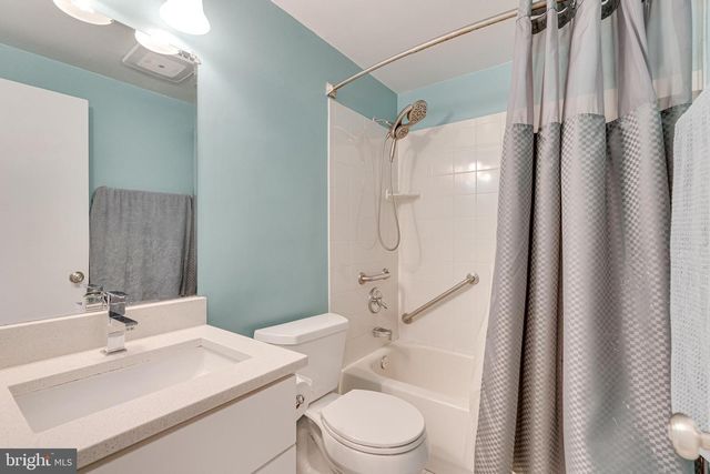 8501 AQUEDUCT RD, Potomac, MD 20854