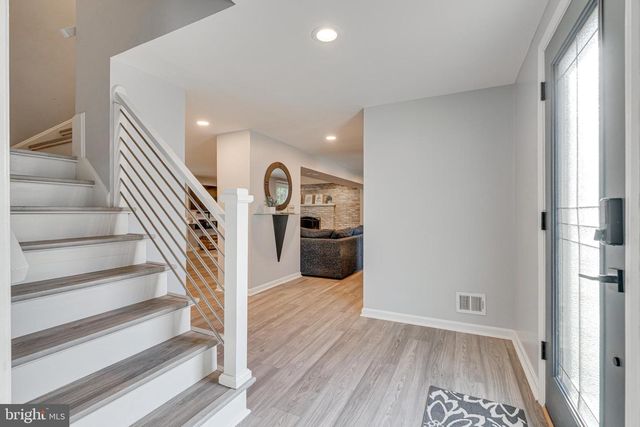 8501 AQUEDUCT RD, Potomac, MD 20854