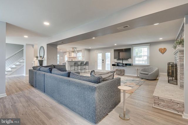 8501 AQUEDUCT RD, Potomac, MD 20854