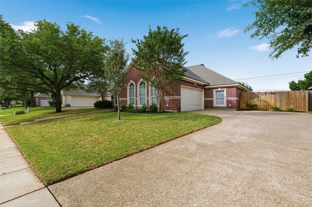 309 Canterbury Drive, Waco, TX 76712