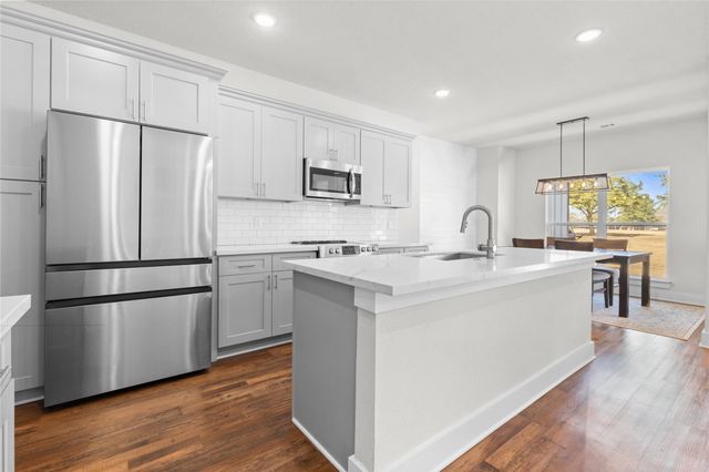 67 Westwood Drive E, Trinity, TX 75862