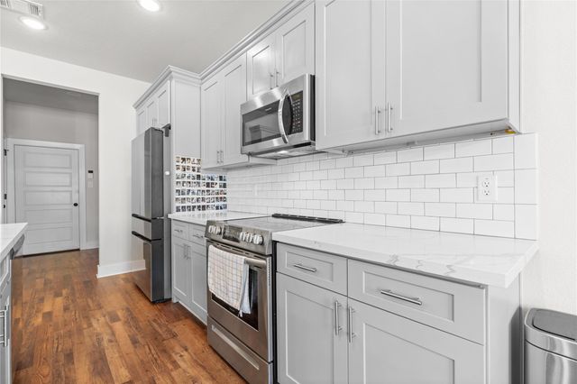 67 Westwood Drive E, Trinity, TX 75862