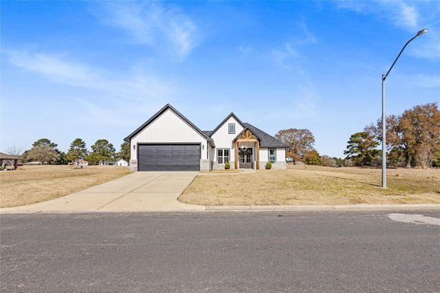 67 Westwood Drive E, Trinity, TX 75862