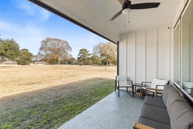 67 Westwood Drive E, Trinity, TX 75862