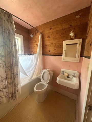 127 N Mechanic Street, Bellville, TX 77418