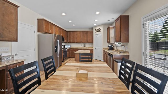 231 Fair Oaks Court, Mebane, NC 27302