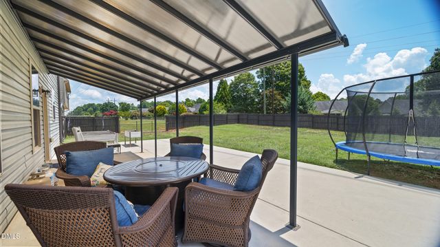 231 Fair Oaks Court, Mebane, NC 27302