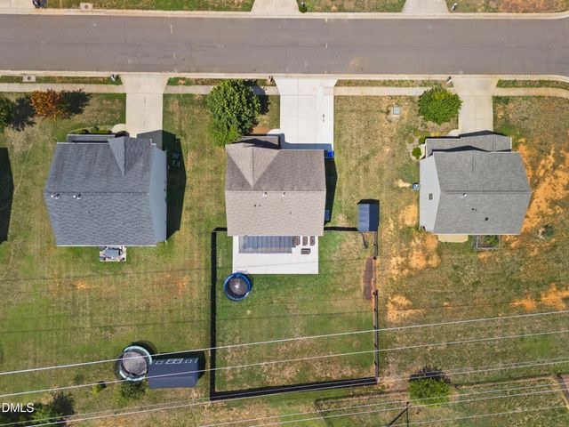 231 Fair Oaks Court, Mebane, NC 27302