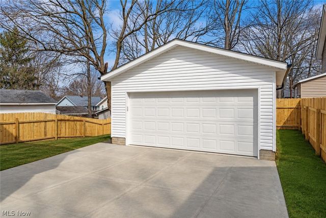 1331 Leonora Avenue, Akron, OH 44305