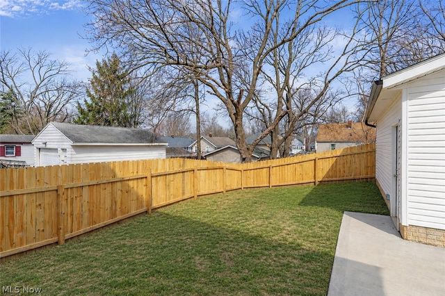 1331 Leonora Avenue, Akron, OH 44305