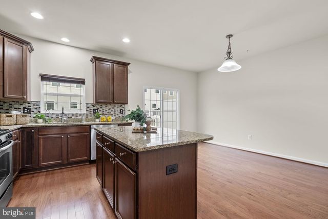 7707 LONGBOTTOM RD, Elkridge, MD 21075