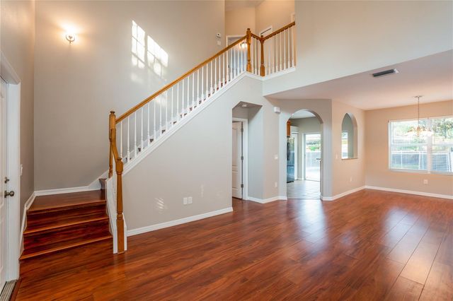 1011 LAKE SHORE RANCH DRIVE, Seffner, FL 33584