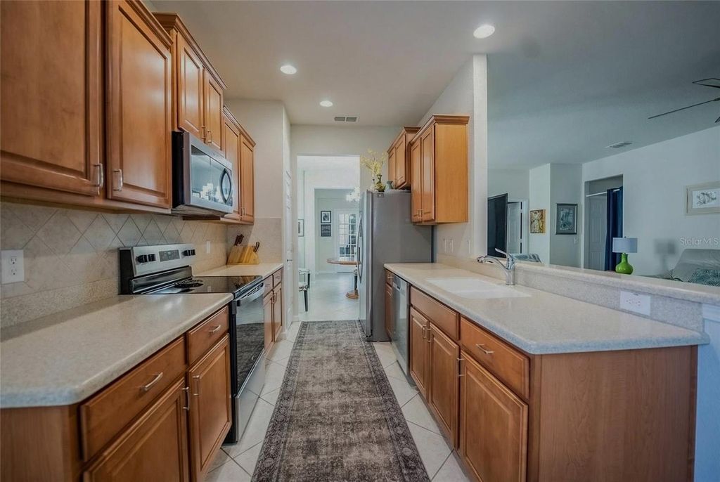 Image 17 of property listing at 6751 SW 91ST CIRCLE, Ocala, FL 34481