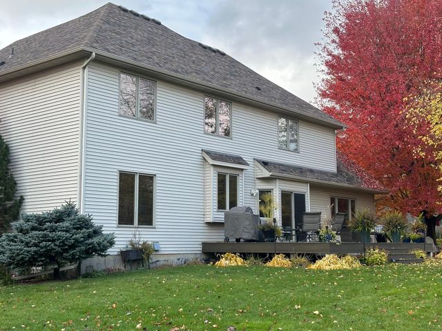 16176 Hawthorn Path, Lakeville, MN 55044