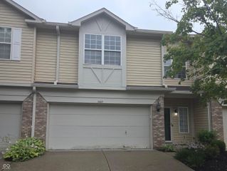 5449 Nighthawk Drive, Indianapolis, IN 46254
