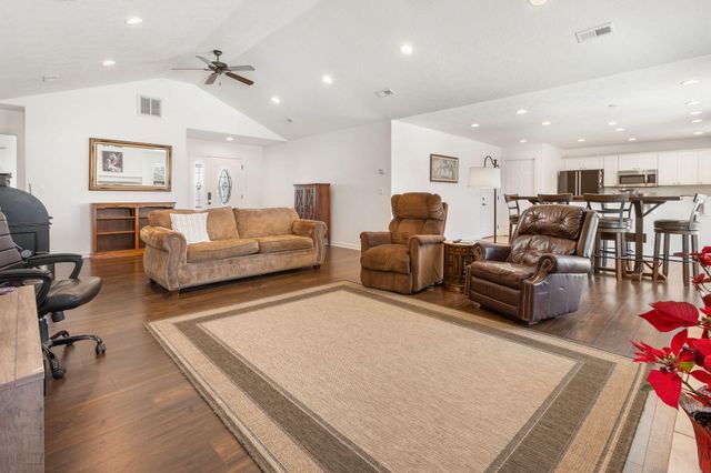 49 Fellowship Lane, Blue Eye, MO 65611