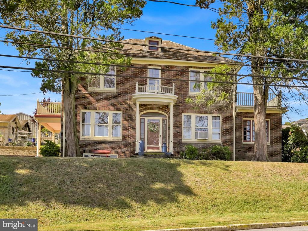 400 ORCHARD AVE, Schuylkill Haven, PA 17972
