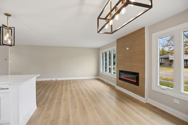 528 E 191st Place, Glenwood, IL 60425