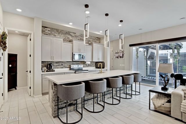 226 E Markwood Drive, Chandler, AZ 85286