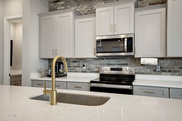 226 E Markwood Drive, Chandler, AZ 85286