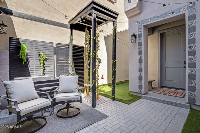 226 E Markwood Drive, Chandler, AZ 85286